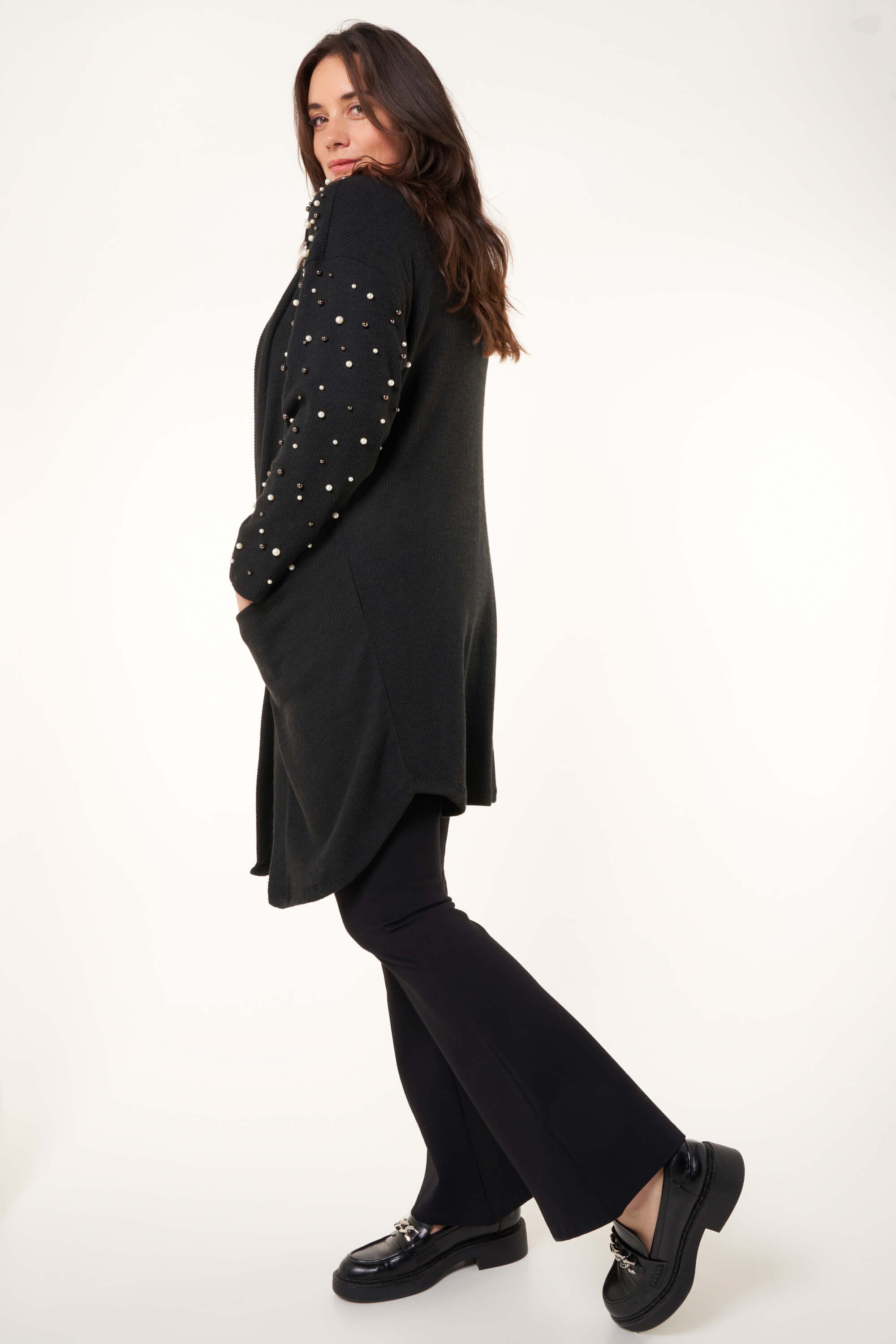 Openvallend vest met parels image number 6