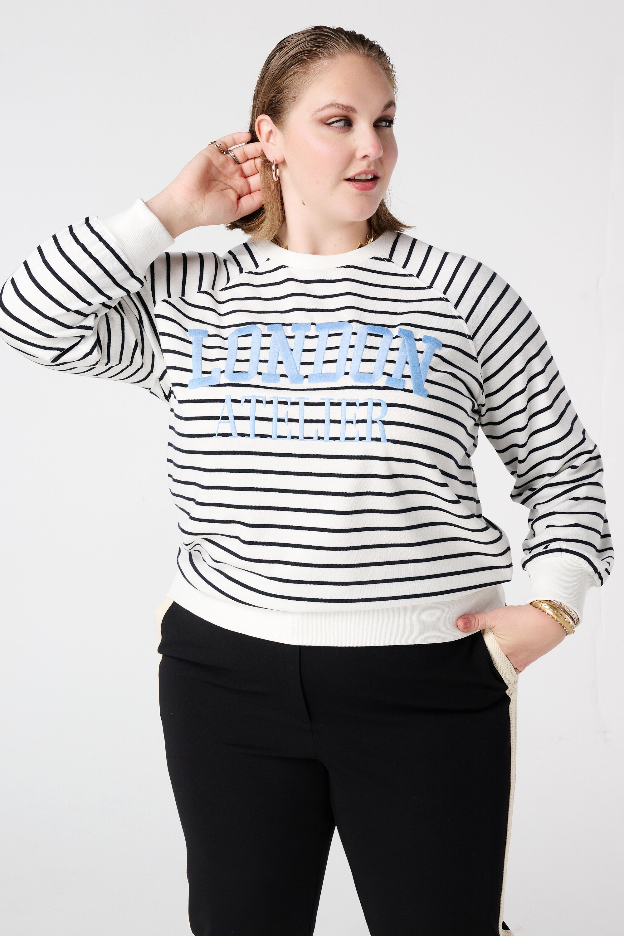 Sweat &agrave; rayures avec inscription