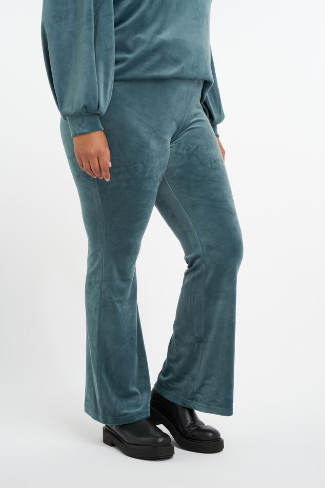 Velvet flared legging image number 0