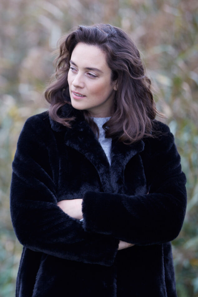 Manteau en fausse fourrure image number 0