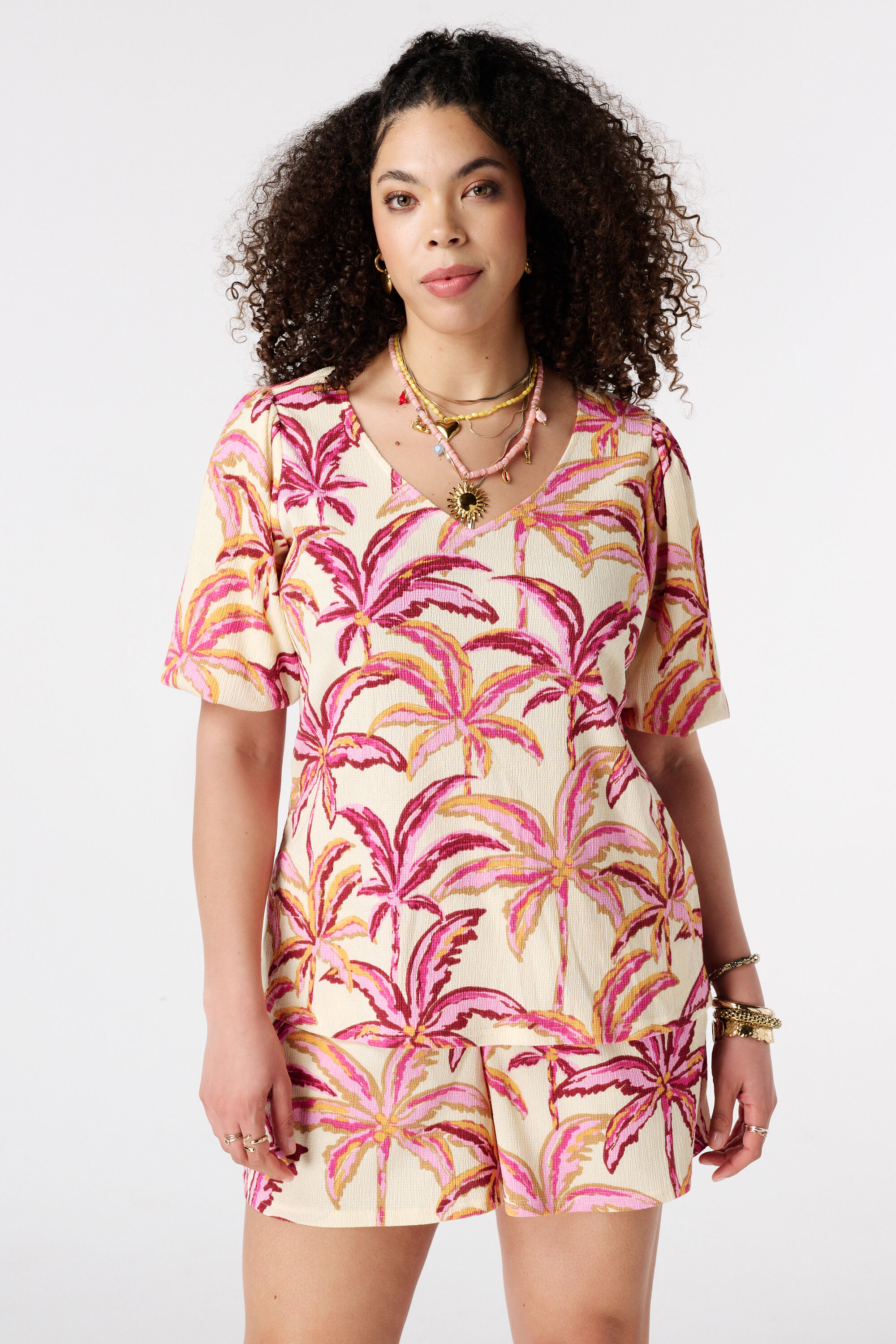 Top met print image number 0