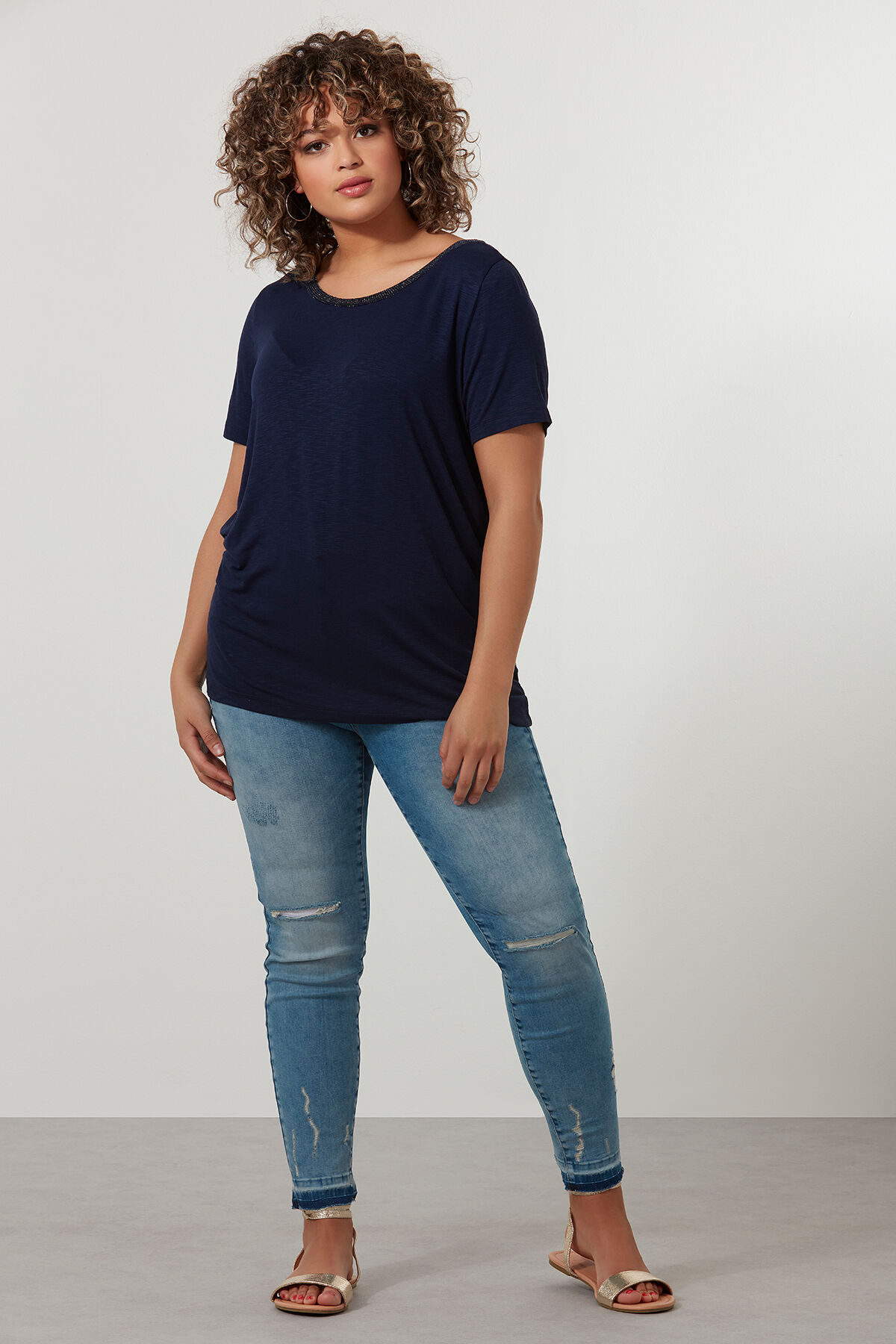 Jeans slim d&eacute;lav&eacute; image number 4