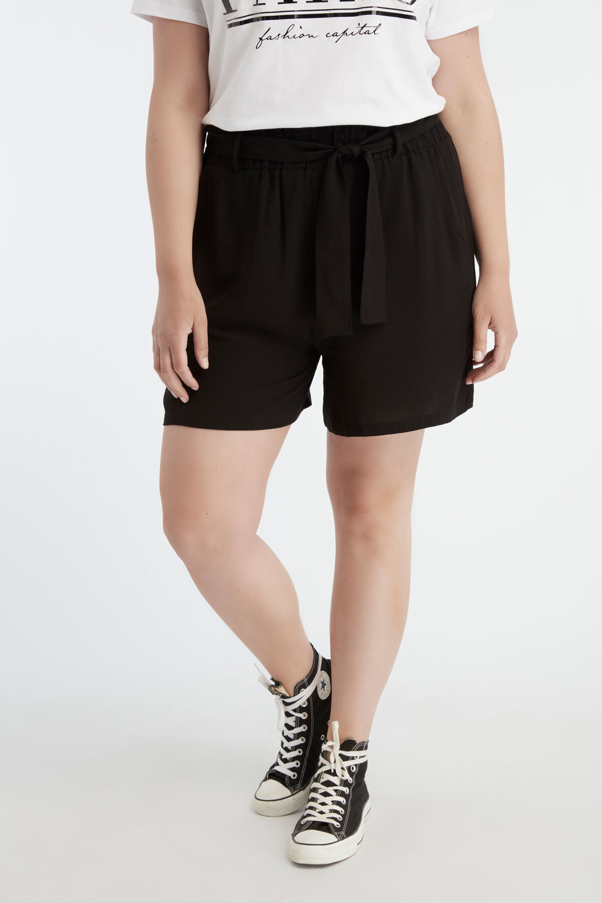 Viscose short met ceintuur image number 3