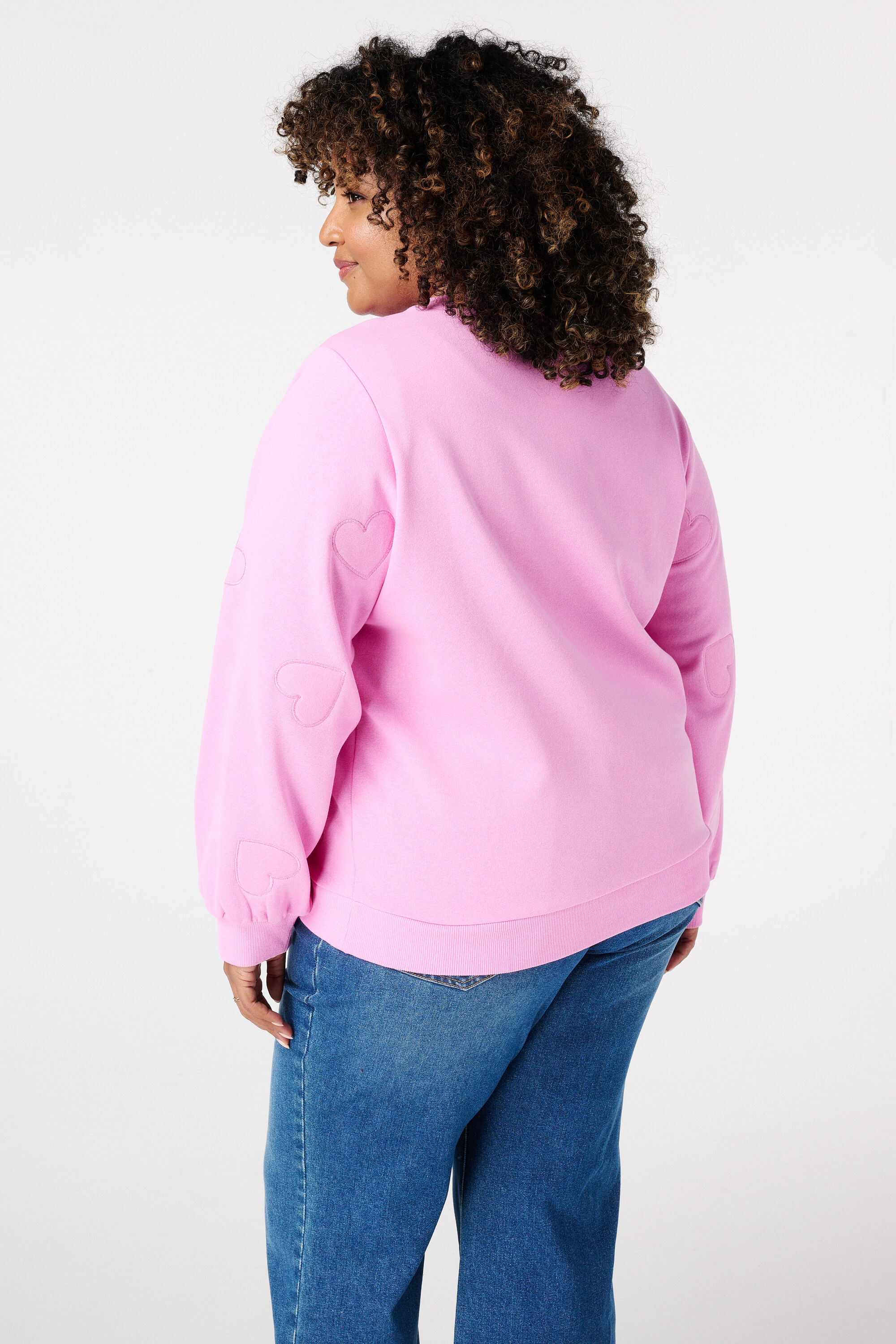 Sweater met geborduurde hartjes image number 3