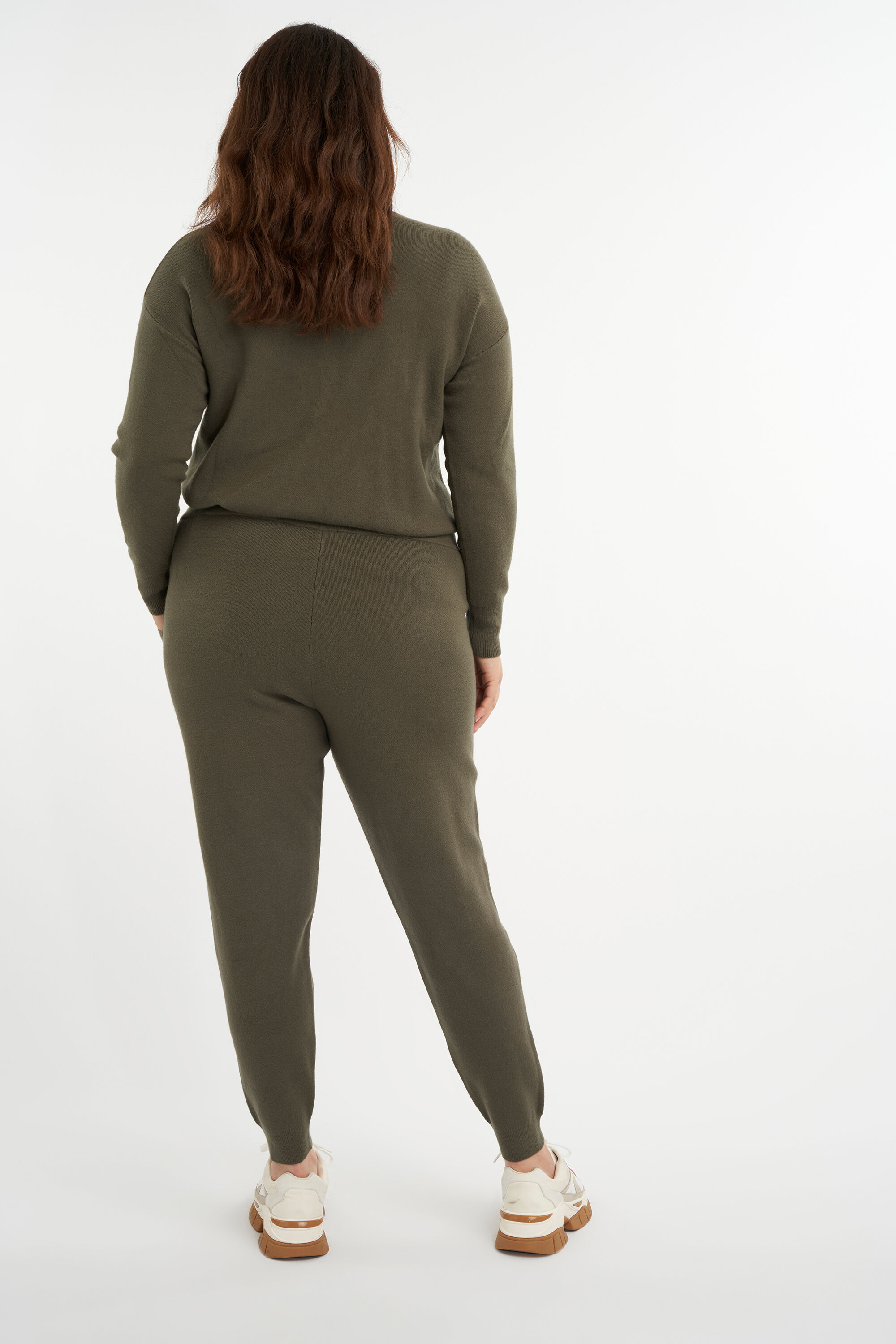 Pantalon confortable en maille fine image number 3