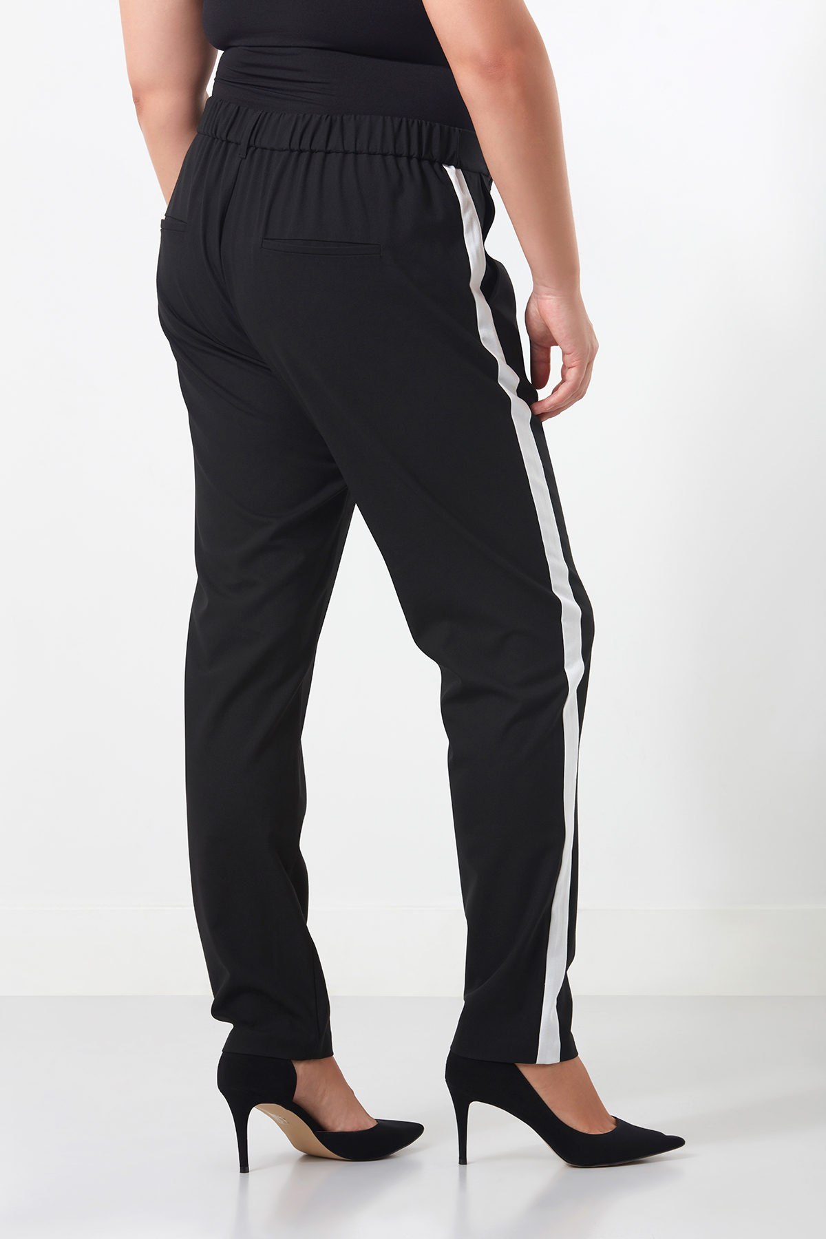 Aankoop \u003ewitte broek zwarte streep Grote uitverkoop - OFF 67%