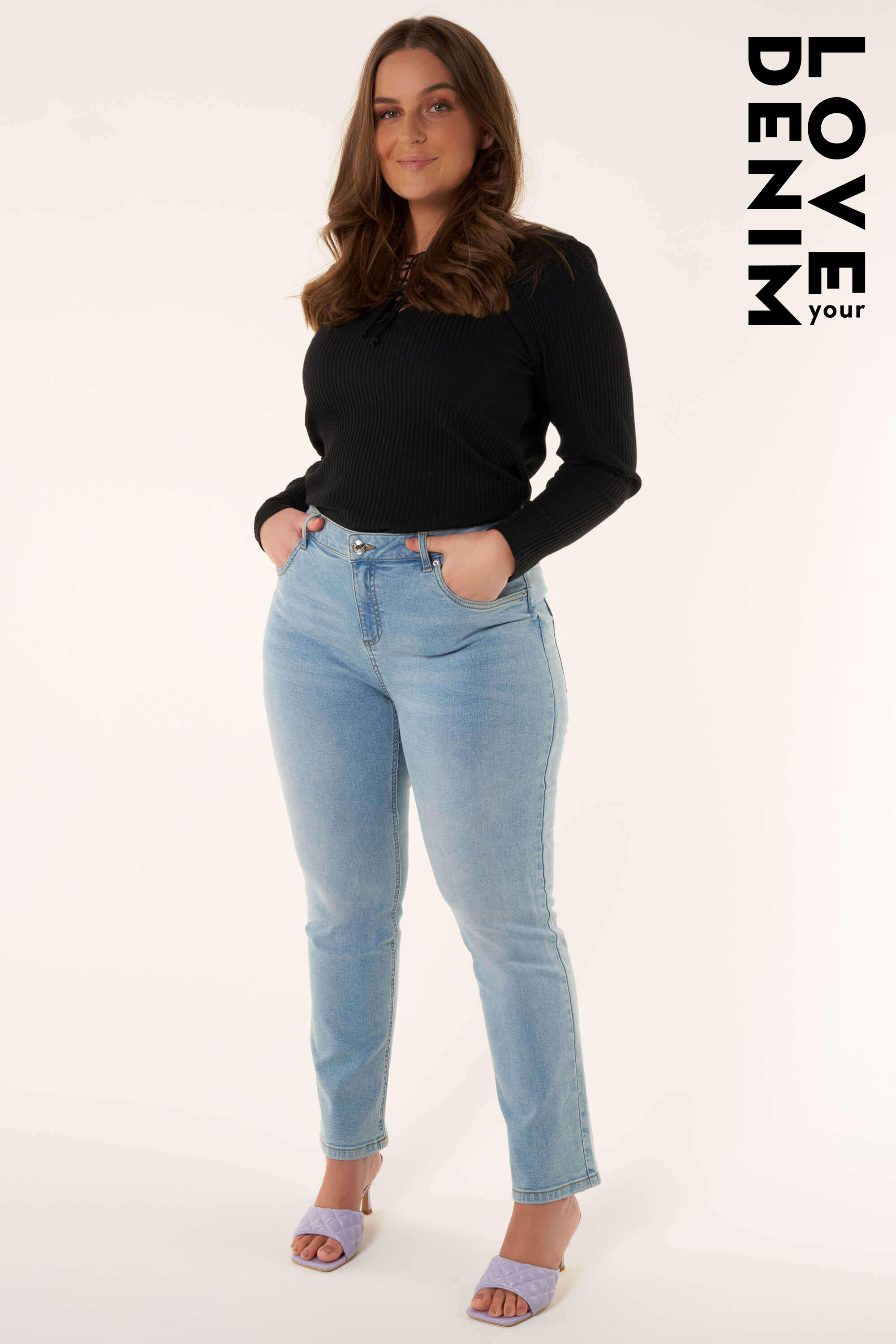 Straight leg jeans LILY 30 inch image number 0