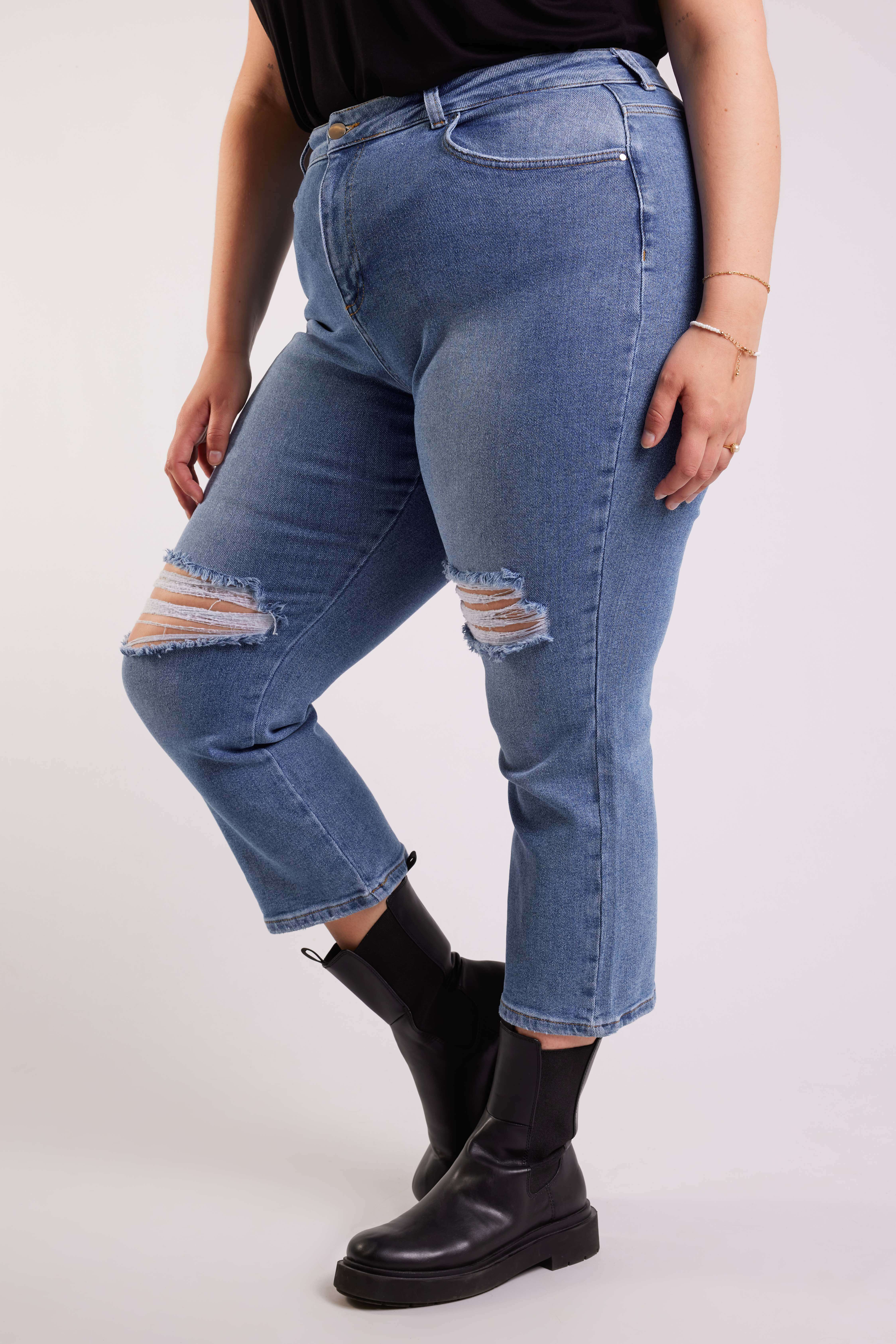 Wide leg jeans met destroyed details image number 6